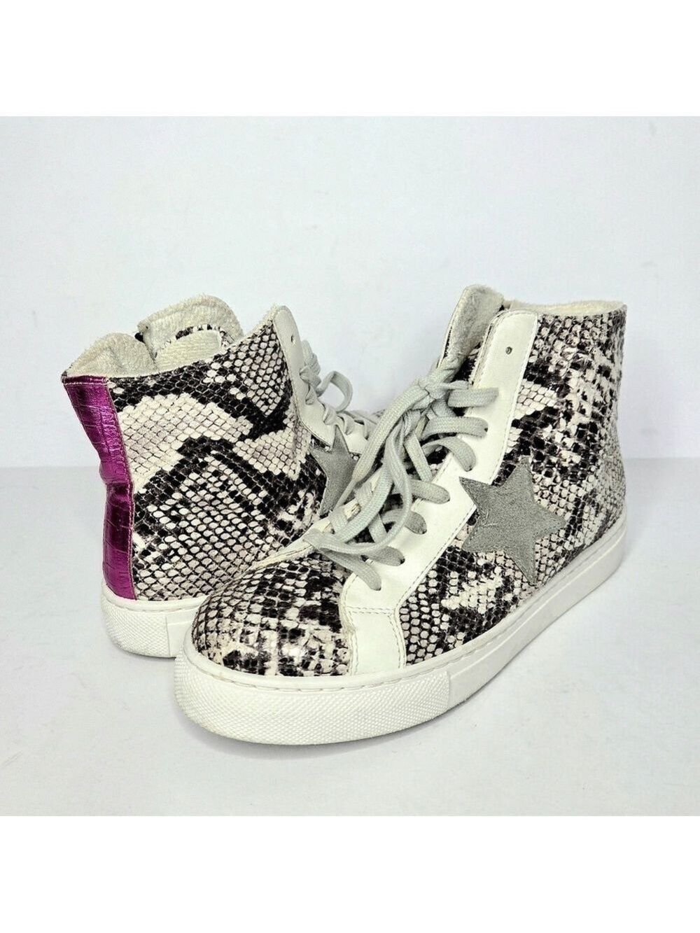Steve Madden Jaren Snakeskin Star Lace High-Top Sneakers Women's Size 8.5